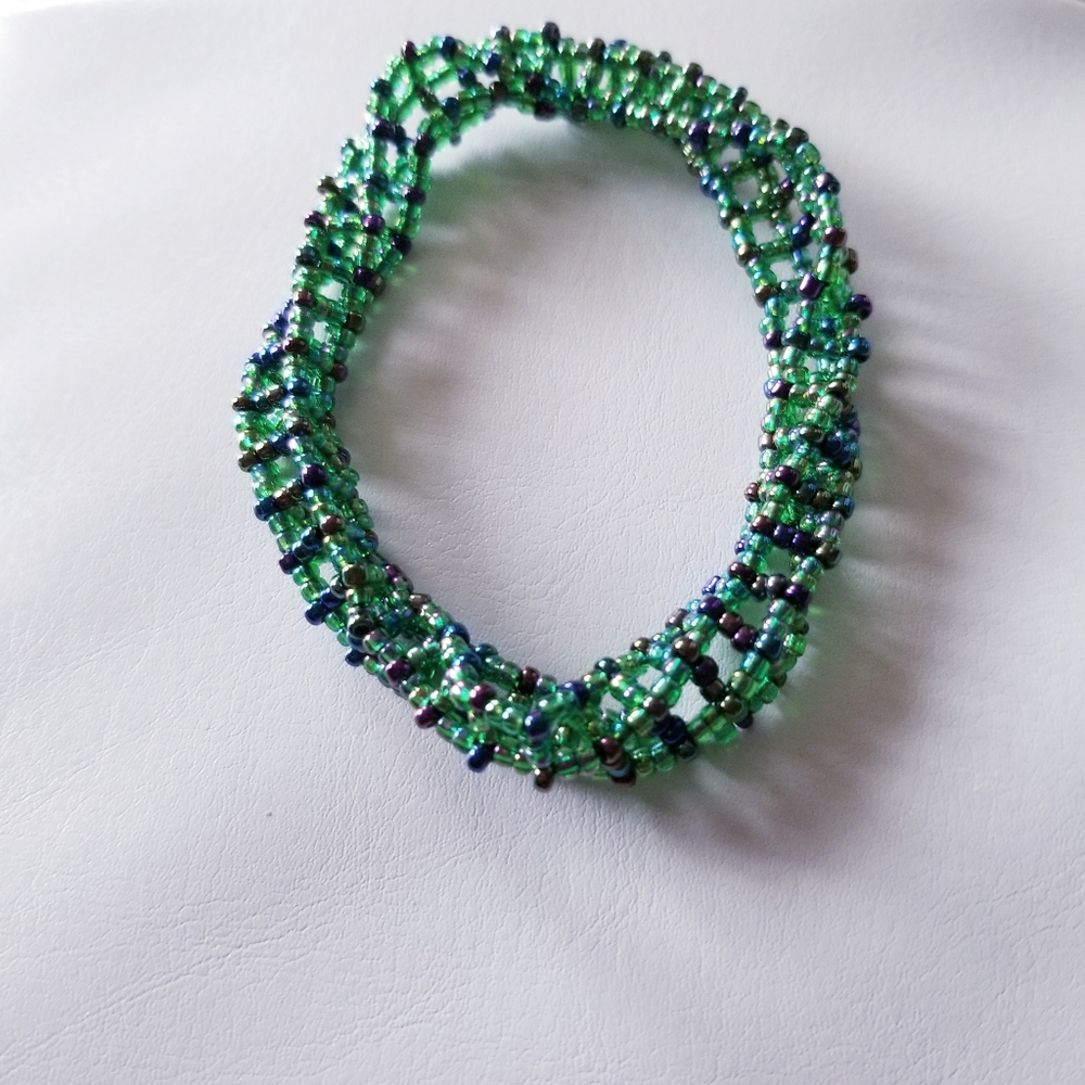 Green beaded bracelet